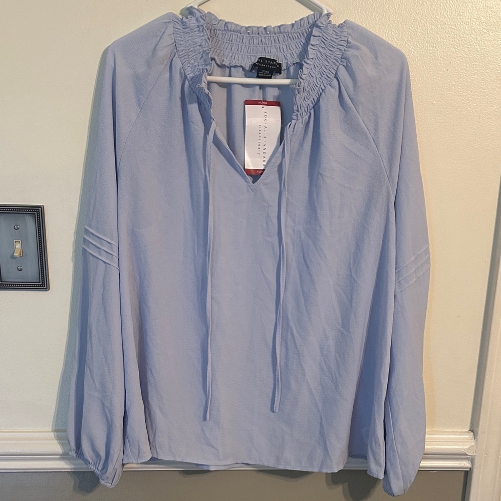 0094 Social Standard Light Blue Blouse with‎ Smocked Neckline women’s size XL